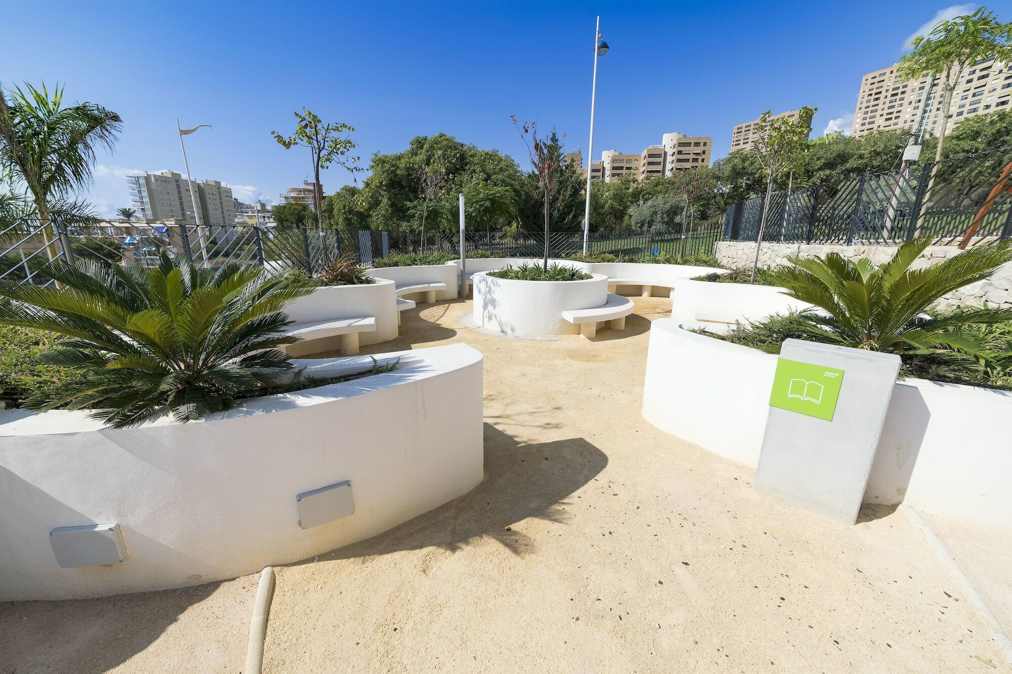 Sunset Drive Benidorm By Mar Holidays Екстериор снимка